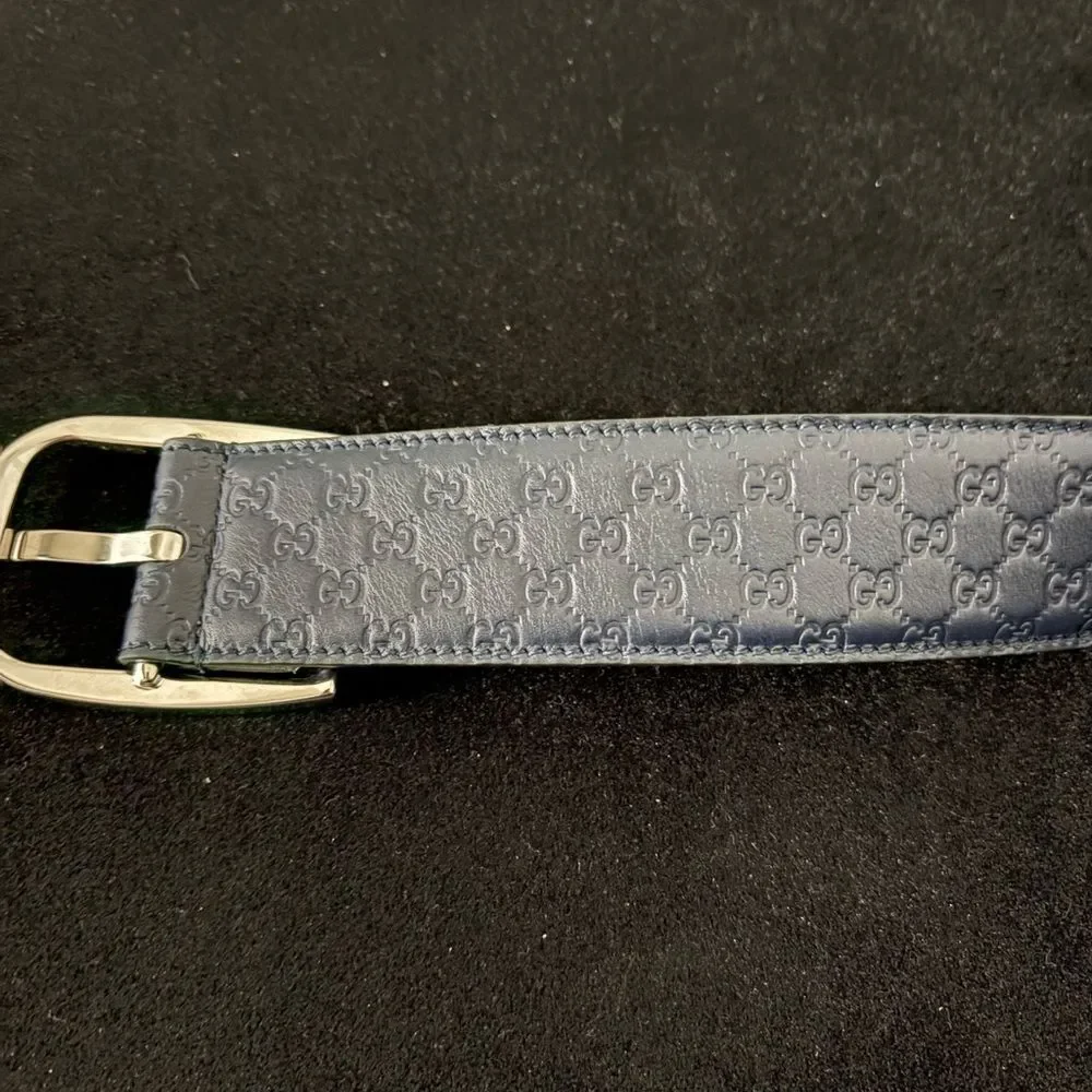 Gucci dark navy Embossed Leather Belt size 85 comes with box and dustbag - Picture 5 of 5